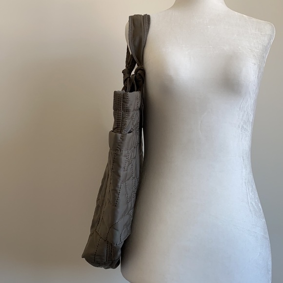 100% Authentic Marc By Marc Jacobs Quilted Tote - Picture 4 of 6